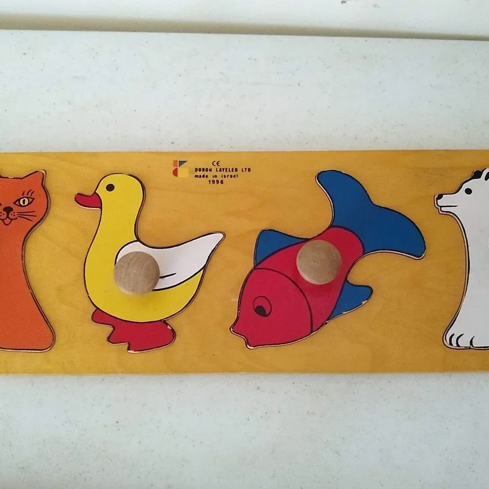 Wooden Doron layeled Animals big knobs used